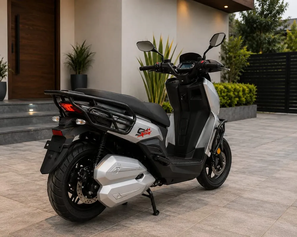 S3 Bikes TANK4 from the rear, showing the cargo rack